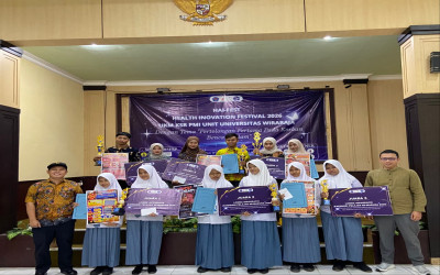 Torehkan Prestasi Gemilang, Siswi SMK Al-Karimiyyah Sumenep Sabet Juara 1 dan 3 Hai-Fest se-Madura