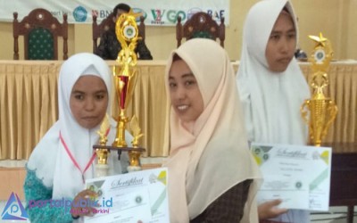 MA dan SMK Al-Karimiyyah Borong Piala Olimpiade Matematika se-Madura