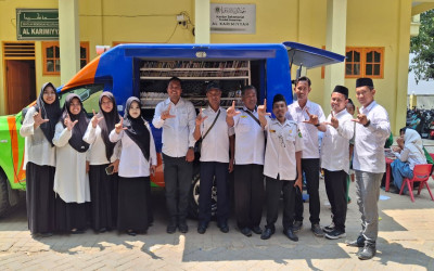 Gerakan Literasi SMK Al-Karimiyyah Sumenep Bersama Perpusling